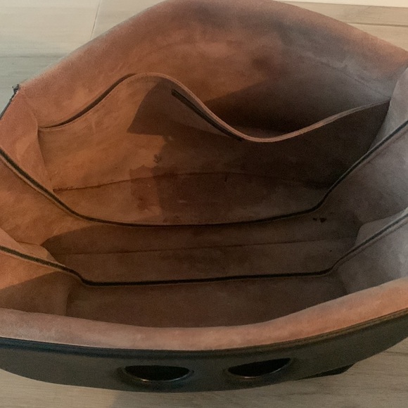 Black shoulder messenger bag - Picture 13 of 16